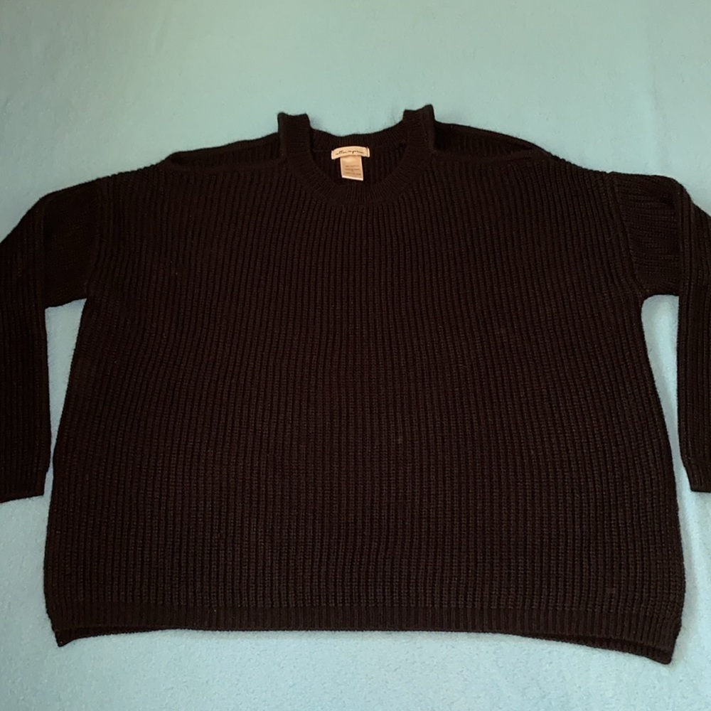 COTTON EMPORIUM Nordstrom crew neck cold shoulder long sleeve sweater size XL